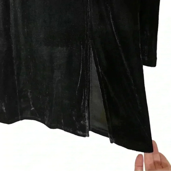 Naked Wardrobe Black Velvet Mini Dress with Slit Small - Picture 5 of 7